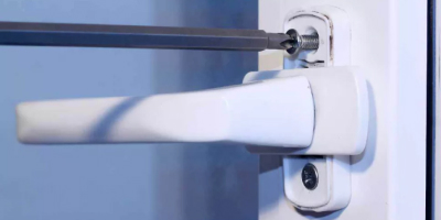 Замена оконной ручки 